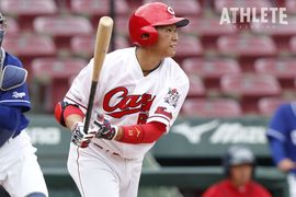 「あの完投勝利は自信になった」。正捕手奪取を誓うカープ坂倉将吾の想い