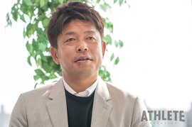 忘れられない来日初登板の衝撃。クリス・ジョンソンの57勝を演出した捕手・石原慶幸氏の惜別メッセージ（前編）