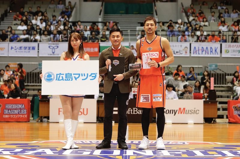 伝えたいのは「今ここにある広島と未来の広島」。広島ドラゴンフライズおりづる賞に込めた想いを仕掛け人が告白<br />