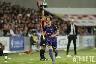 J1広島】右・頭・左の完璧ハットトリック！覚悟を胸に抱く新戦力・新井