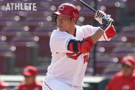 “打てる捕手”としてスタメンマスクが急増。大きく飛躍した坂倉将吾の2020年