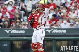 カープが今季限りで現役引退の白濱裕太とスコアラー契約を発表