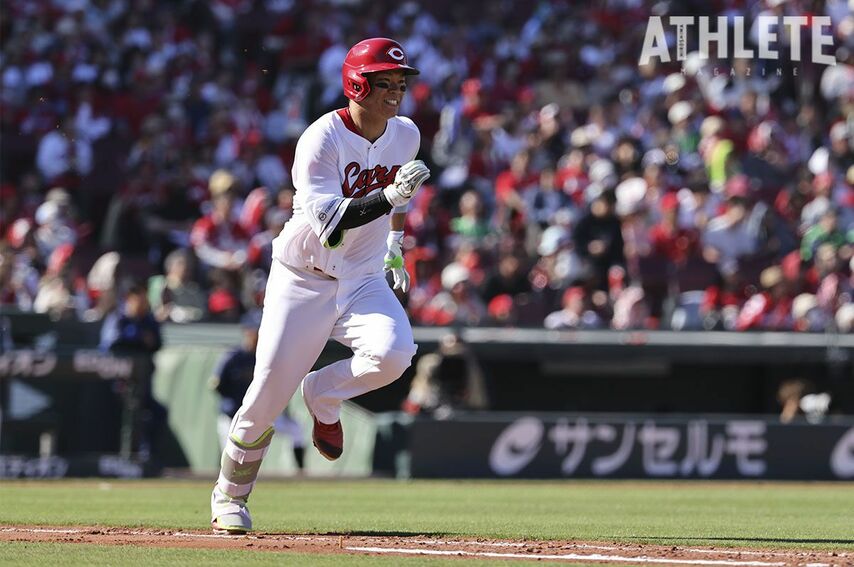 <div class="caption">4番として打線をけん引する坂倉</div>