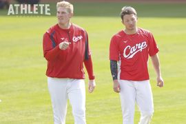 バリバリのプルヒッターに見えるカープの新助っ人をOBが分析「エルドレッドよりも柔らかい」