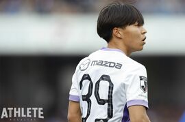 【J1広島】アウェイに乗り込んだ東京V戦は3得点快勝!ルーキー・中村草太がリーグ戦5ゴール目
