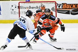 H.C.栃木日光アイスバックス鈴木雄大の決勝ゴールで、今季初の延長戦制す