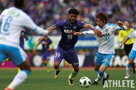 【サンフレッチェ背番号の系譜】J2降格危機を救った救世主！ブラジル人FWが背負ったのは、若きエースもルーキーイヤーに背負った『39』