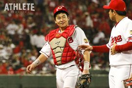 會澤翼、丸佳浩の獲得を後押しした、スカウトがカバンに忍ばせた“あるアイテム”