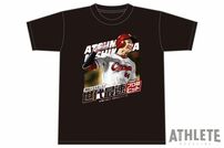 <div class="caption">『【記念】西川篤夢プロ初ヒットTシャツ』3,500円（税込）サイズ展開：S／M／L／O（XL）</div>