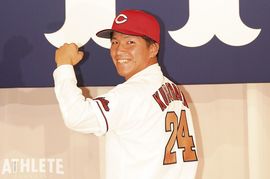 【カープ新入団選手連続インタビュー#1】黒原拓未／24番を受け継いだ即戦力左腕「勝てる投手になるために考え続けた4年間」<br />