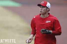 打撃好調の坂倉将吾の不安要素は相手チームの内角攻め。“8回の男”にも面白い新助っ人の存在【カープOB・笘篠賢治氏のコラム】<br />
