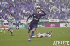 今季初ゴールは、スケールの大きさを感じる見事なカウンター！サンフレOBが感じた川村拓夢のポテンシャル