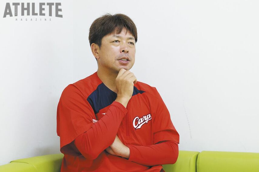 共に3連覇を果たした女房役、カープ・石原慶幸コーチが語る野村祐輔