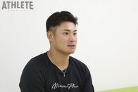 <div class="caption">試行錯誤を繰り返しながら、打撃向上に取り組む田村</div>