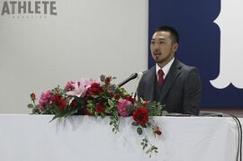 カープ・菊池涼介が契約更改。「新井監督と若い選手のつなぎ役に」金本知憲氏からは体づくりのアドバイスも