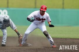 トライアウトに参加の元カープ・曽根海成が三塁打で猛アピール