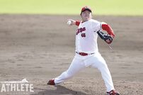<div class="caption">Honda鈴鹿から広島に入団し、プロ3年目のシーズンを迎えた松本竜也</div>