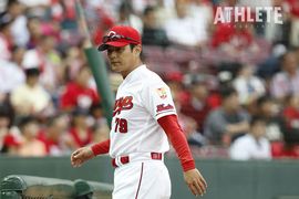 赤の検証<br />～緒方孝市著『赤の継承 カープ三連覇の軌跡』制作ドキュメント<br />「1日タバコ60本、コーヒー20杯という監督業の裏側」