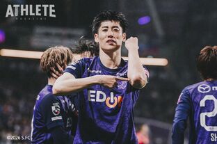 カープのドラ1・佐々木泰のプロ初ヒット記念Tシャツが時間限定販売