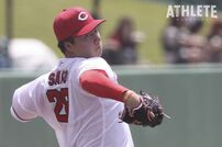 <div class="caption">プロ2年目のシーズンを迎えた佐藤柳</div>