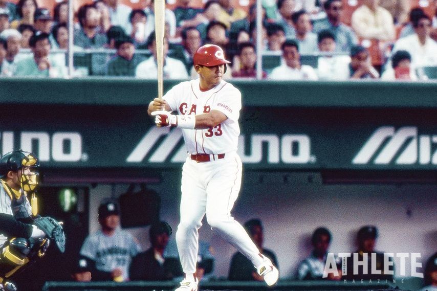 <div class="caption">1988年ドラフト5位で入団した江藤智選手。猛練習でサードのレギュラーを獲得し、1993年（34本塁打）と1995年（39本塁打）の2度にわたり本塁打王に輝いた。</div>