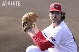 カープ黄金期を支えた伝説の左腕が徹底分析。開幕一軍入りをつかむリリーフ陣は？