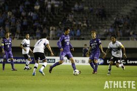 【サンフレッチェ背番号の系譜】父から息子へと引き継がれた背番号。中島浩司、洋太朗親子が背負う『35』