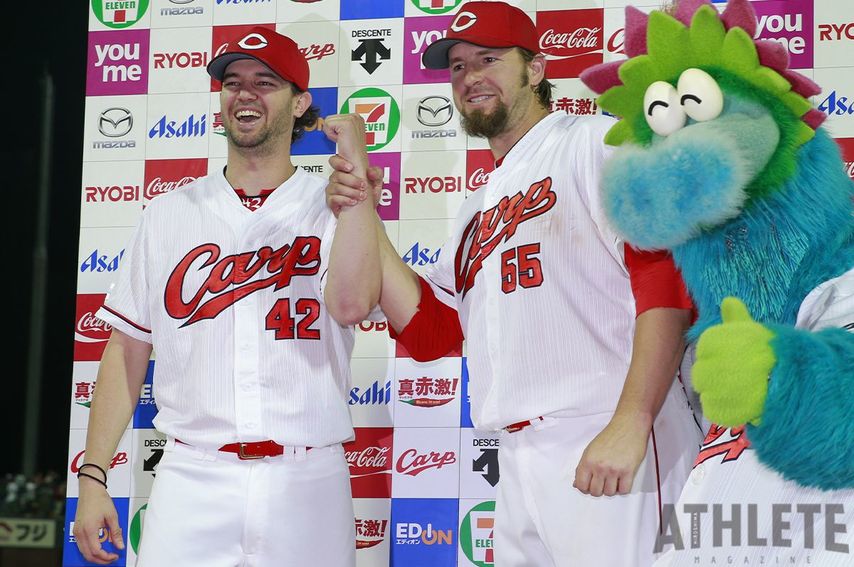 ＜惜別カープ戦士＞最強助っ人左腕・K.ジョンソンが来日2年目の2016年に紡いだメッセージ【SELECT INTERVIEW】<br />