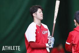 右足を完治させて一軍の舞台へ。俊足巧打の宇草孔基が春季キャンプ中に語った復帰への思い