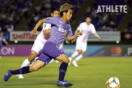 プロ10年目にして、さらなる進化を遂げるサンフレッチェ広島のMF柏好文