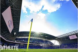 サンフレッチェ広島レジーナ吉田恵監督が退任。「強豪を相手に強気で立ち向かった姿は、目に焼き付いています」