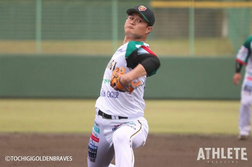 <div class="caption">栃木GBに所属する注目のお笑い芸人・ティモンディ高岸宏行は1回を投げ2失点も、チームは11対4で快勝した。</div>