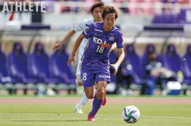 J1通算300試合の金字塔。円熟味を増す柏好文のプレーがもたらす影響。川辺駿が抜けたサンフレの戦いを振り返る<br />