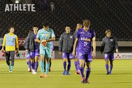 “勝負に勝って、試合に負けた”サンフレッチェ。課題の決定力と堅守の綻びを露呈(9月27日・広島 1-2 G大阪)