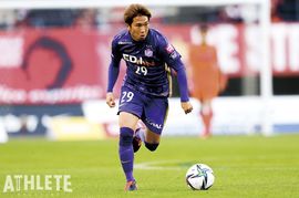 「ゴールマウスはあまり見ていなくて」名古屋戦でスーパーゴールを叩き出した浅野雄也の覚悟【INTERVIEW#1】<br />