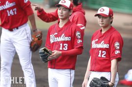 「プロの壁にぶち当たるのも大事な経験」カープOB大野豊氏に聞いた、森浦大輔と大道温貴、新人投手の現在地<br />