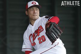 栗林の決め球“フォーク”が進化を遂げた春季キャンプ。投げる時の意識の変化が魔球誕生の序章となった【栗林良吏の1年目の言葉-開幕直後の取材より-#1】