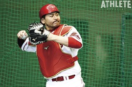 本拠地初被弾を浴びた守護神・栗林に、會澤が伝えたメッセージ【會澤翼／独占インタビュー#1】