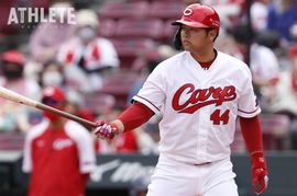 ドームを揺らす衝撃アーチを放ったスラッガー。将来の4番候補からカープ随一の韋駄天まで【カープ背番号の系譜】<br />