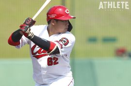 17球粘って本塁打を放った石原貴規のバッティングに見た成長の跡＜カープOB・笘篠賢治が見た若手の成長＞<br />