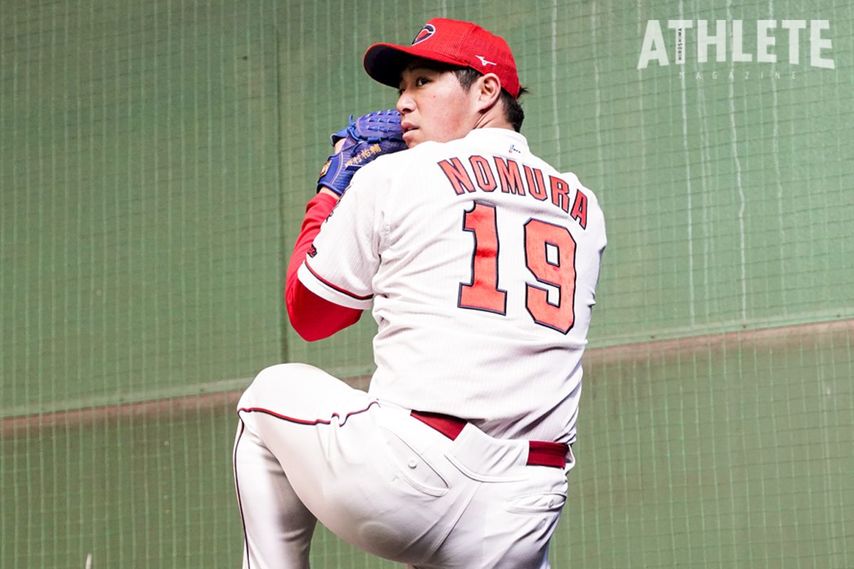 元最多勝右腕が絶賛。石原慶幸の超絶キャッチング技巧