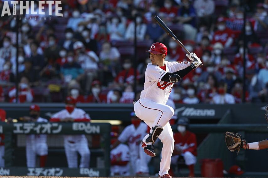 「来季は体を整えて結果を残せるように」メジャーからカープ入団の秋山翔吾が現状維持で契約更改