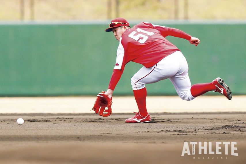 プロ2年目の広島・小園海斗は少ないチャンスをモノにして、田中広輔からショートのポジションを奪いたい