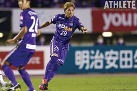 サンフレOBが期待するFW「パンチ力もスピードもある近い将来エースストライカーになれる選手」<br />