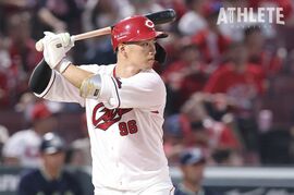 「ファンのみなさんを裏切ってしまった。それなのに・・」中村奨成が語るカープファンへの感謝