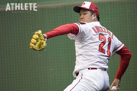 “球団初”の文字も散見。3年連続で宙に舞った守護神ナンバー【カープ背番号の系譜】