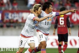 簡単なシーズンではなかった2013年。連覇に裏に隠された佐藤寿人の苦悩【広島と共に戦った12年間#10】<br />