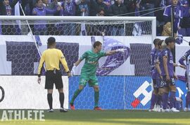 【J1広島】GK・川浪吾郎が岡山へ完全移籍。チームを鼓舞する存在感も、今季はここまで出場なし