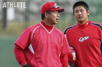 <div class="caption">2006年に現役を引退すると、阪神、カープでコーチとしても活躍。現在は大学・高校野球の分野でコーチとして指導に当たっている。</div>