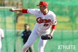 【2020カープ「初モノ」プレイバック】自慢の直球で一軍リリーフに定着。ケムナ誠、3年目でつかんだうれしいプロ初勝利